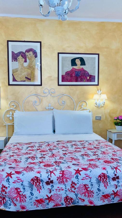 Appartamento Anna Sul Lago Di Garda - Citycenter Desenzano Del Garda Eksteriør billede